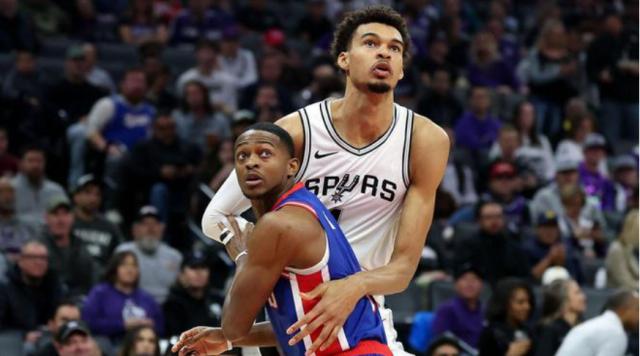 开云登录网址入口-【观点】千载难逢的机会！马刺应全力梭哈福克斯