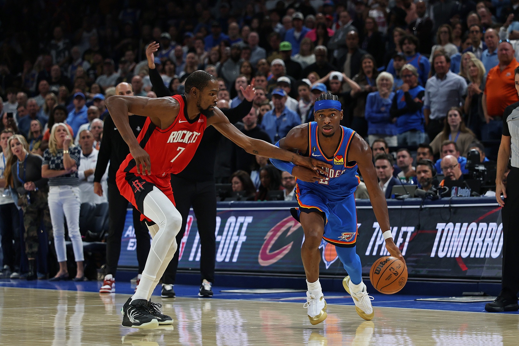 开云线上入口-谁排的？雷霆打了64场一枝独秀 火箭&amp;活塞&amp;魔术仅打60场！