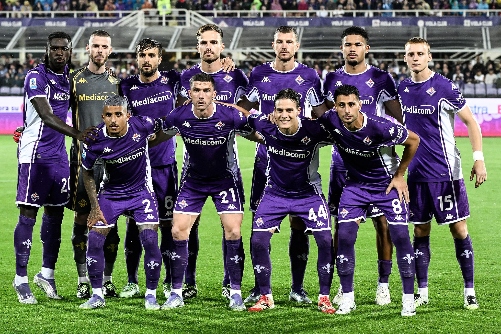 佛罗伦萨全城向罗科·科米索致敬：瓦诺利及领导层前排出席